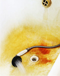 iron staining in bathtub